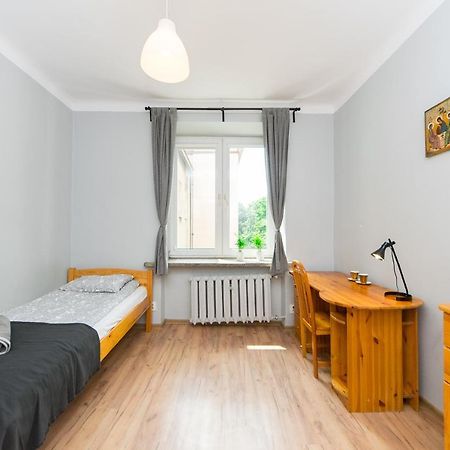 3-Bedroom Flat In City Center P4You Pl Krakow Exterior photo